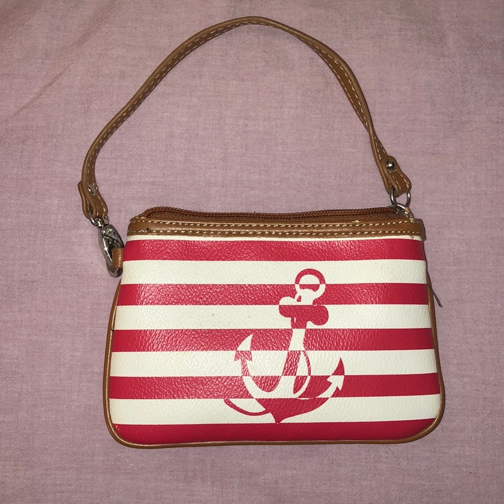 Nine West wristlet